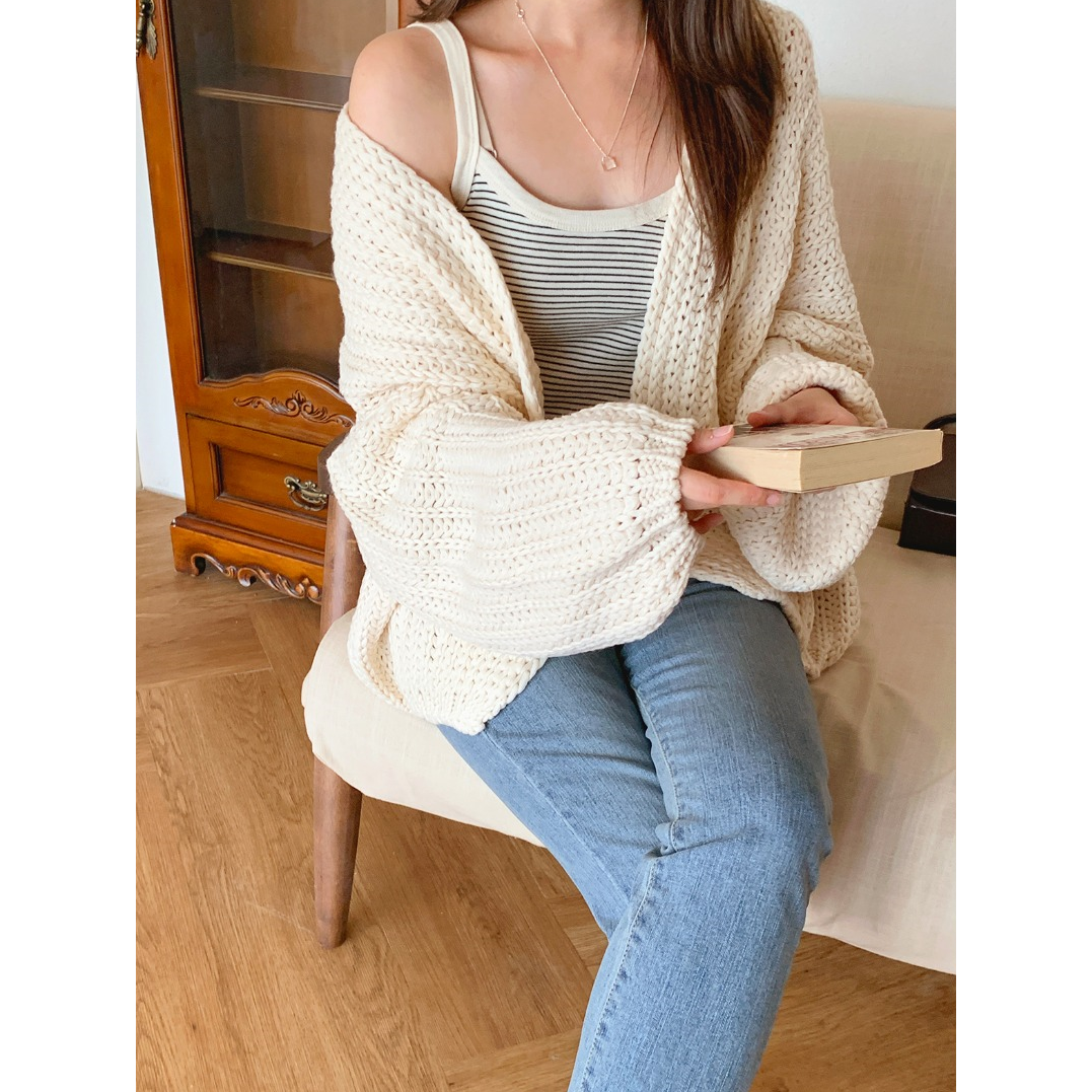 Loose Fit Twisted Cardigan