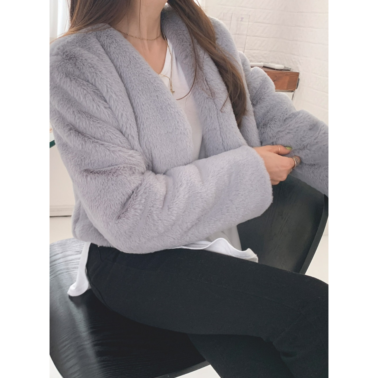 Short Buttonless Fur Jacket