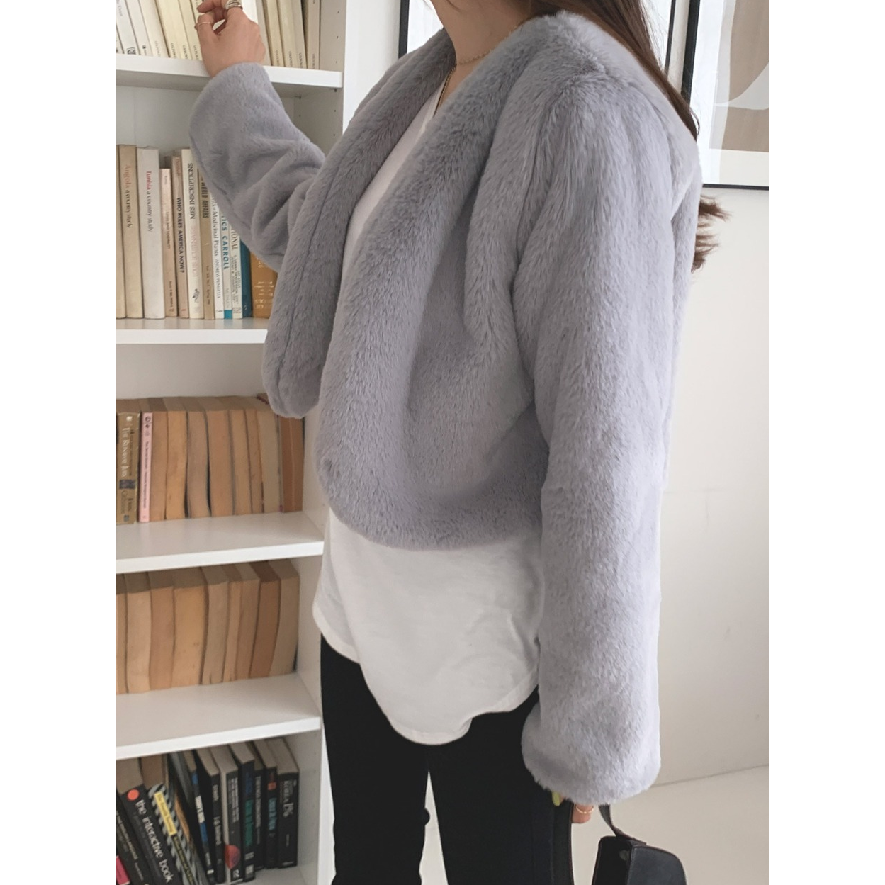 Short Buttonless Fur Jacket