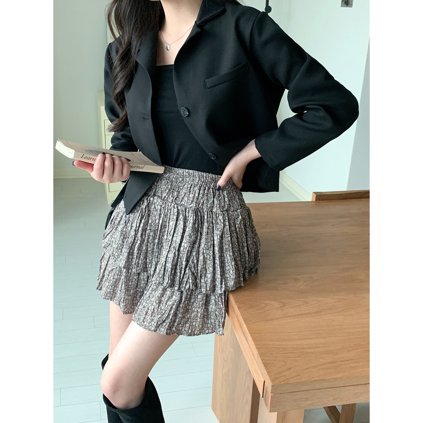 Bending Flower Mini Skirt – Pink Goat